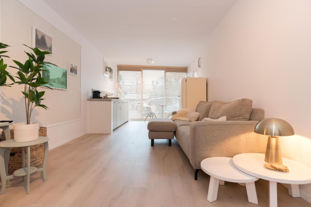 Studio Loet Schagen Luaran gambar