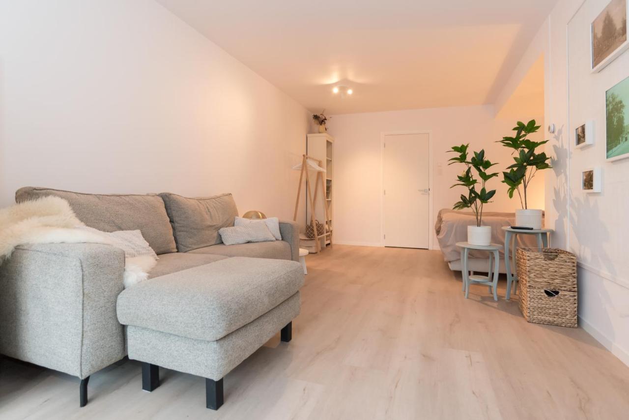 Studio Loet Schagen Luaran gambar