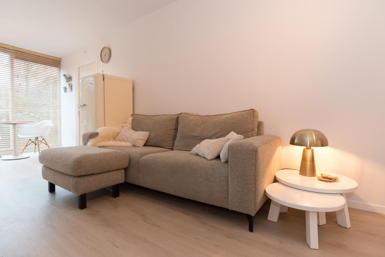 Studio Loet Schagen Luaran gambar